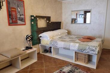 ツーリストアパートメント B&b Valle Cicala