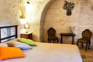 تختخواب و صبحانه Trulli Panoramici