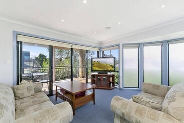 游客公寓 Enormous Torquay Beach Lodge   3 Mins To Beach