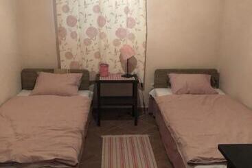 Жильё для туристов Hortenzia Apartman
