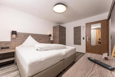 پانسیون Alpenliebe