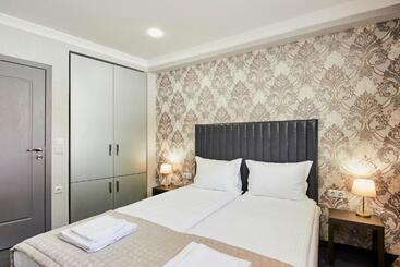 فندق хотел паризи