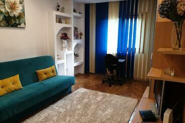 شقق خاصة سياحية 3 Camere Central