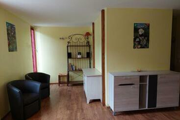شقق خاصة سياحية Bel Appartement Duplex Avec Jardin Pour 6 Personnes