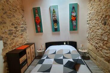 Жильё для туристов Maison En Cœur D Hérault, 25min Des Plages, Wifi Linge Inclus