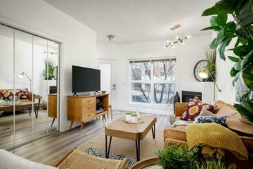 דירות לתיירים The Spruce, Western Boho Dt 2 Bed And Makeup Room