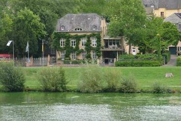 ツーリストアパートメント Ferienlodge Von Scotti