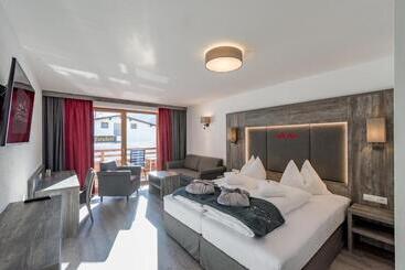 Отель Burgstein   Alpin & Lifestyle
