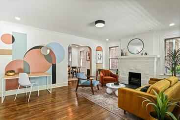 شقق خاصة سياحية Sun Lit Bungalow With Good Vibes And Lots Of Wine   Designedbydom