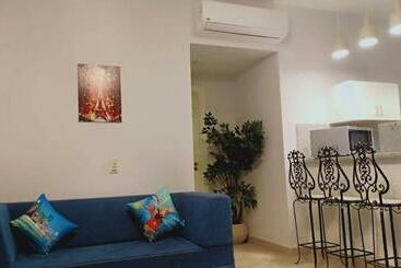 Tourist flats البحر الاحمر