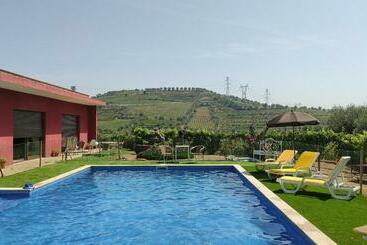 آپارتمان‌های توریست‌ها Quinta Dos Padrinhos   Suites In The Heart Of The Douro