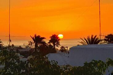 Tourist flats Apartment Vincent, Cozy And Sunny Over The Rooftops