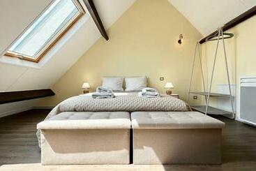 Жильё для туристов Plein Sud, Appartement Vue Baie, Accès Direct Plage