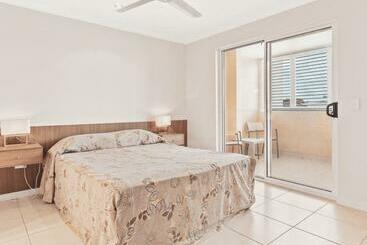 شقق خاصة سياحية Malibu Apartments Unit 1 And 2   5 Oak Street