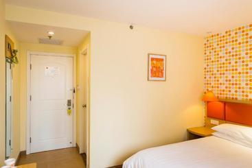 هتل Home Inn Kunming Chuncheng Road