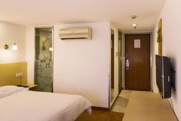 Motel Dalian Sanba Square