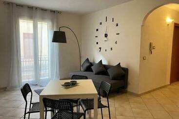 דירות לתיירים Casa Vacanze Il Borgo