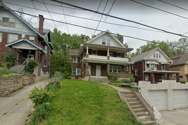 آپارتمانهای توریستها Charming 2bd Near Uc, Hospitals,zoo