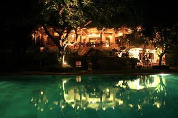 관광객 아파트 Jungle Garden Villa