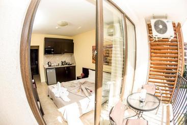 Gallery Suites