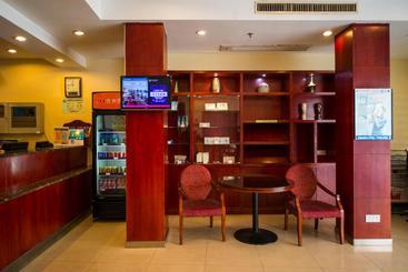 هتل Hanting Express Shanghai Nanjing East Road Branch