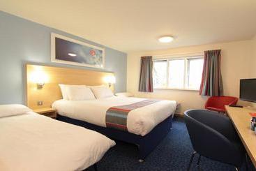 هتل Travelodge Darlington