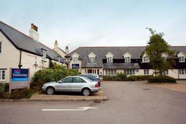 هتل Travelodge Portsmouth Hilsea