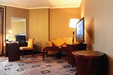 هتل Ming Ren Grand