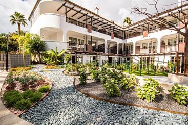 آپارتمان Eden Meloneras by Tam Resorts