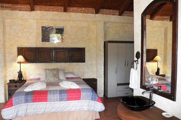 هتل Euromaya Suites