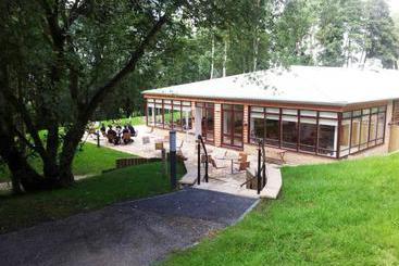 酒店 Farncombe Estate Centre