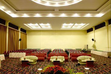 هتل Grand Mutiara