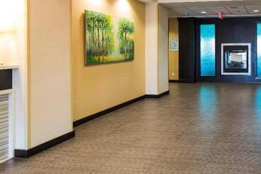 هتل Holiday Inn Express Thunder Bay, An Ihg