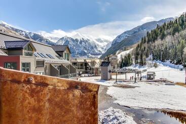 هتل Double Diamond Ski In/ski Out Chalet