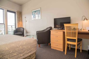 هتل Airport Motor Lodge