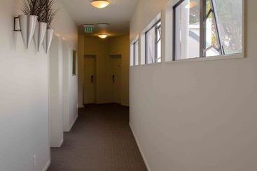 هتل Airport Motor Lodge