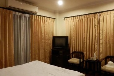 هتل Vayakorn Inn