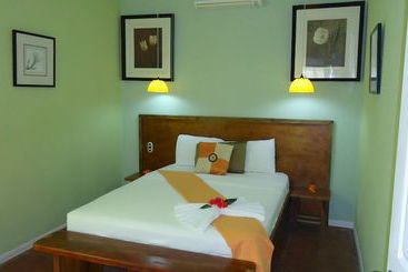 هتل Mandarina