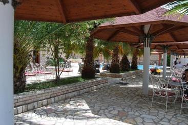 هتل Panorama Sarande