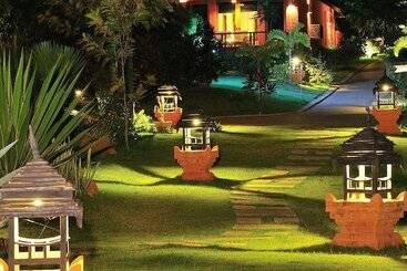 هتل Pristine Lotus Resort