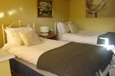 فندق The Fox Goes Free