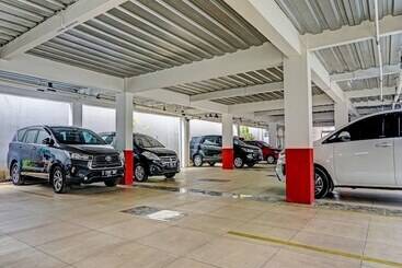 فندق Oyo 91812 Nh Kost Syariah