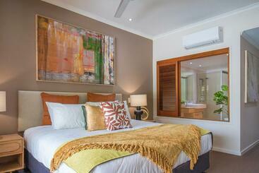 Общежитие Beachfront Paperbark Studio