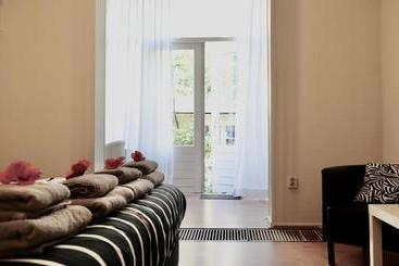 Frankendael Apartments