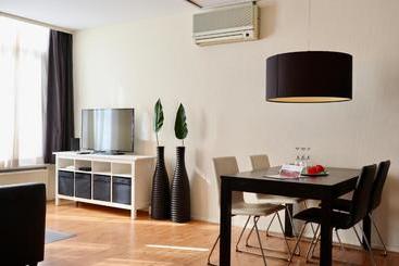 Frankendael Apartments