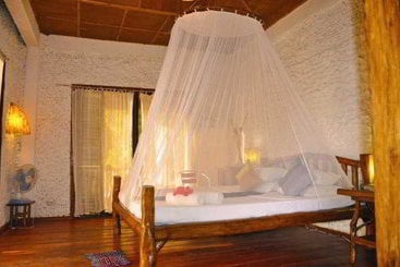 酒店 Balinghai Beach Resort