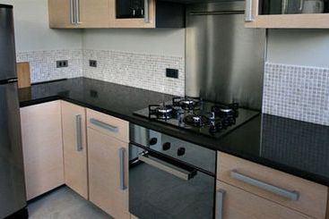 Tanawin Resort And Luxury Apartments