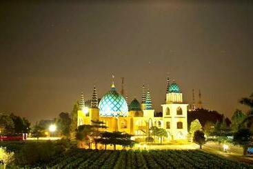 فندق Lembah Ciater Resort Managed By Sahid