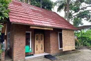 پانسیون Kampoeng Osing Syariah Guest House