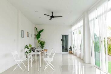 בית מלון כפרי Pb Place @ Kwan Payao